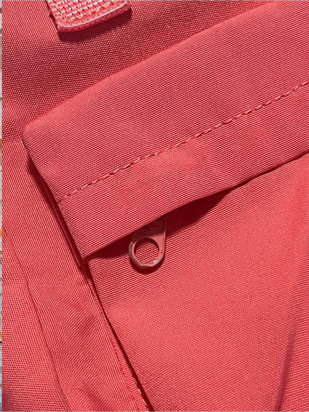 Fjallraven Kanken Classic Backpack in Peach Pink